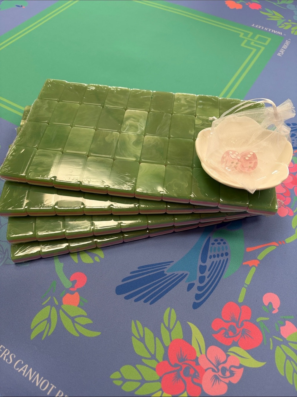 New Jade Backed Mahjong Tiles 🀄️🐉 with Dice Dish & Dice